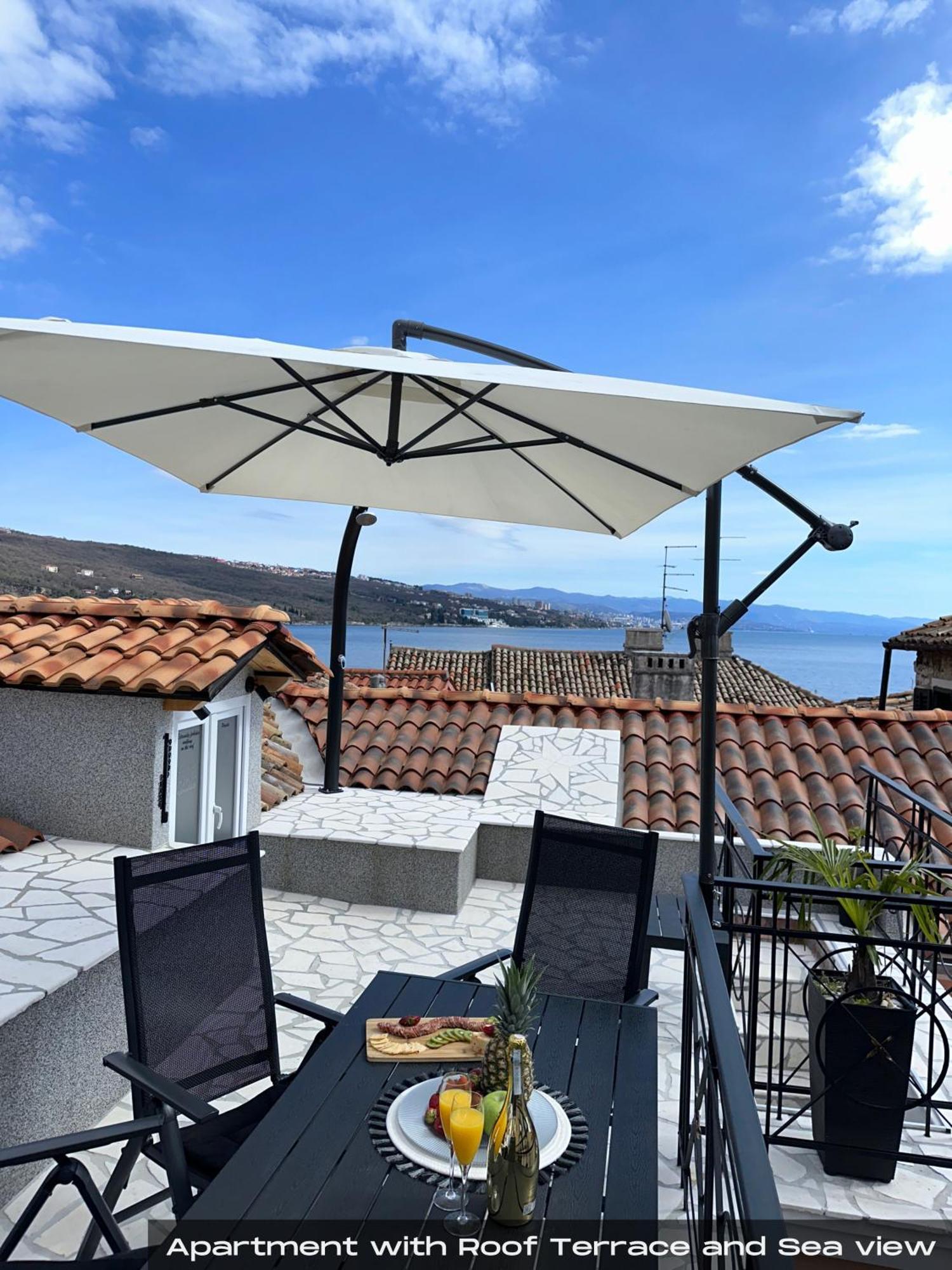 Villa Volos With Roof Terrace, Sea View, Free Private Parking Οπατία Εξωτερικό φωτογραφία