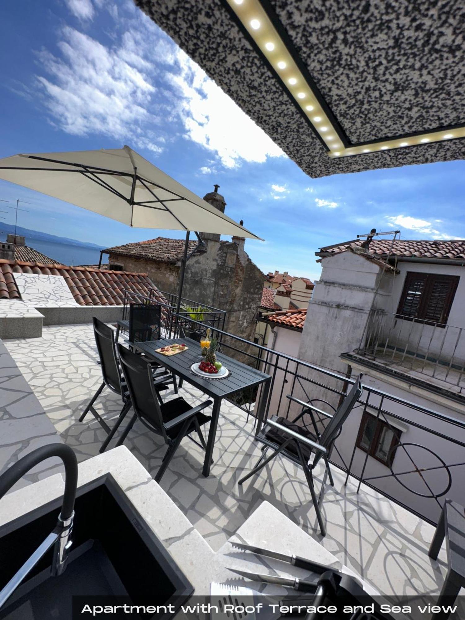 Villa Volos With Roof Terrace, Sea View, Free Private Parking Οπατία Εξωτερικό φωτογραφία