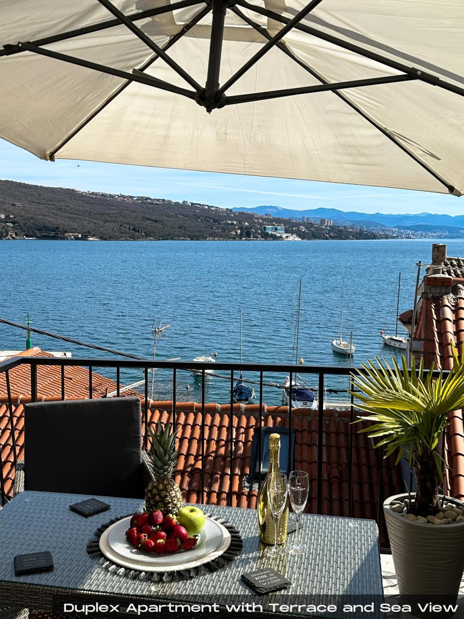 Villa Volos With Roof Terrace, Sea View, Free Private Parking Οπατία Εξωτερικό φωτογραφία