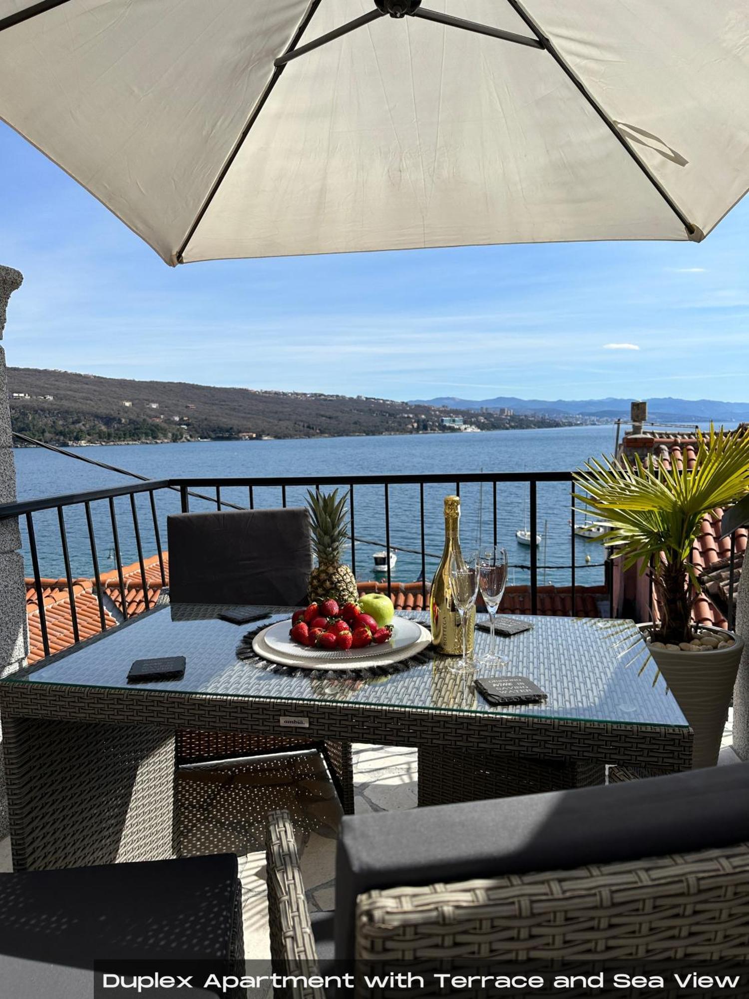 Villa Volos With Roof Terrace, Sea View, Free Private Parking Οπατία Εξωτερικό φωτογραφία
